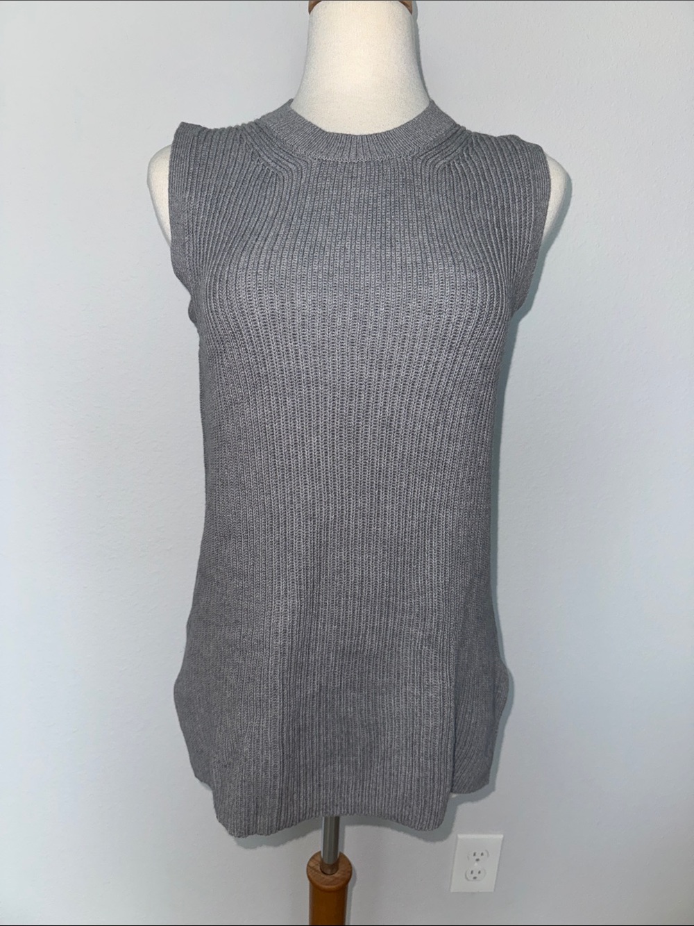 Sleeveless Sweater